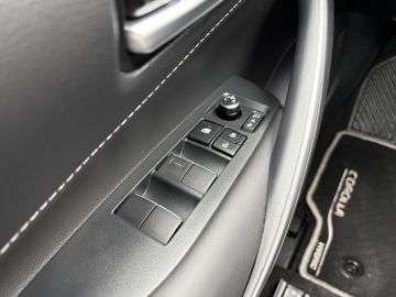 Toyota Corolla Touring Sports